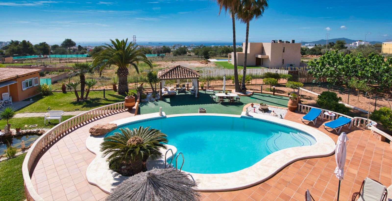 House in Ibiza Town - view 1