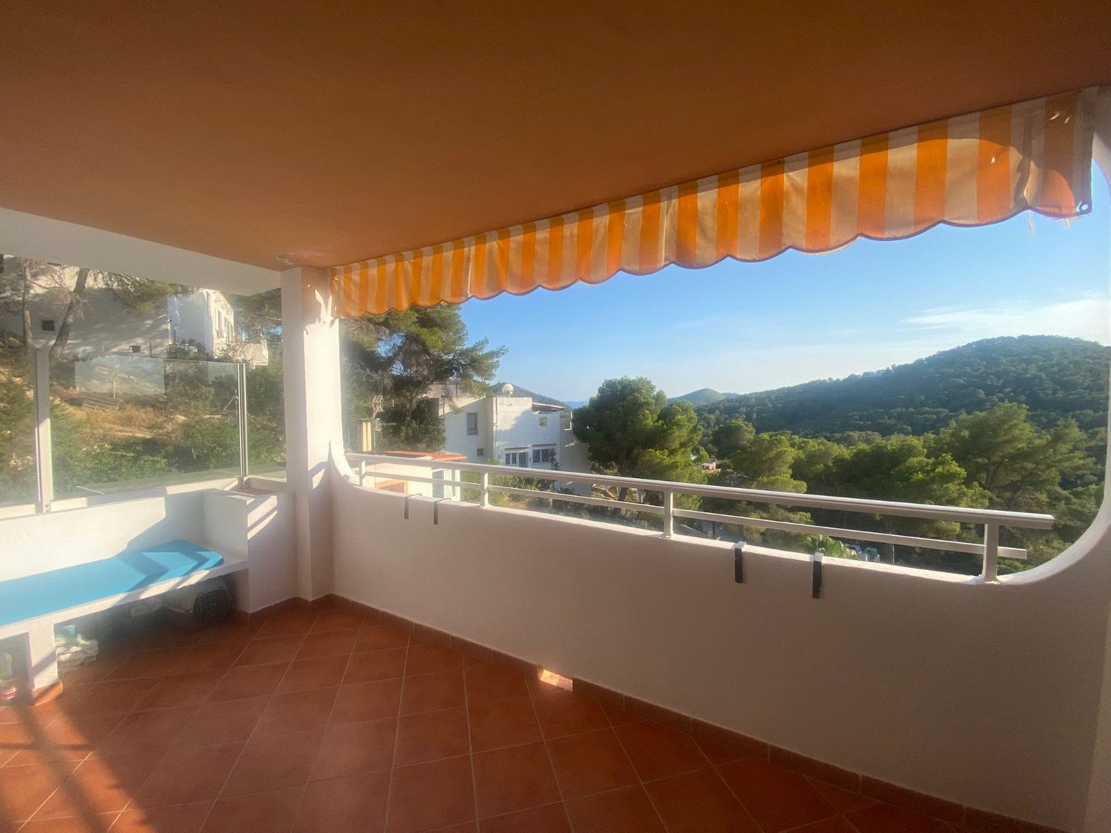 Penthouse in Santa Eularia des Riu - view 1