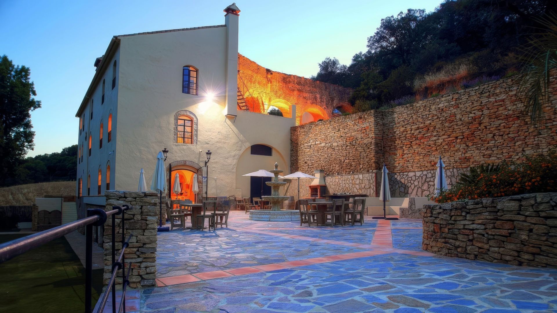House in Alcala del Valle - view 1
