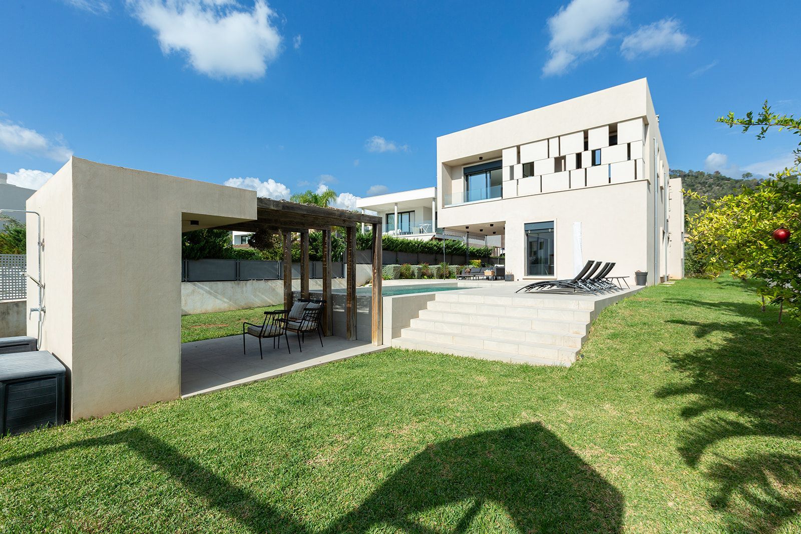 Villa in Son Rapinya - view 1