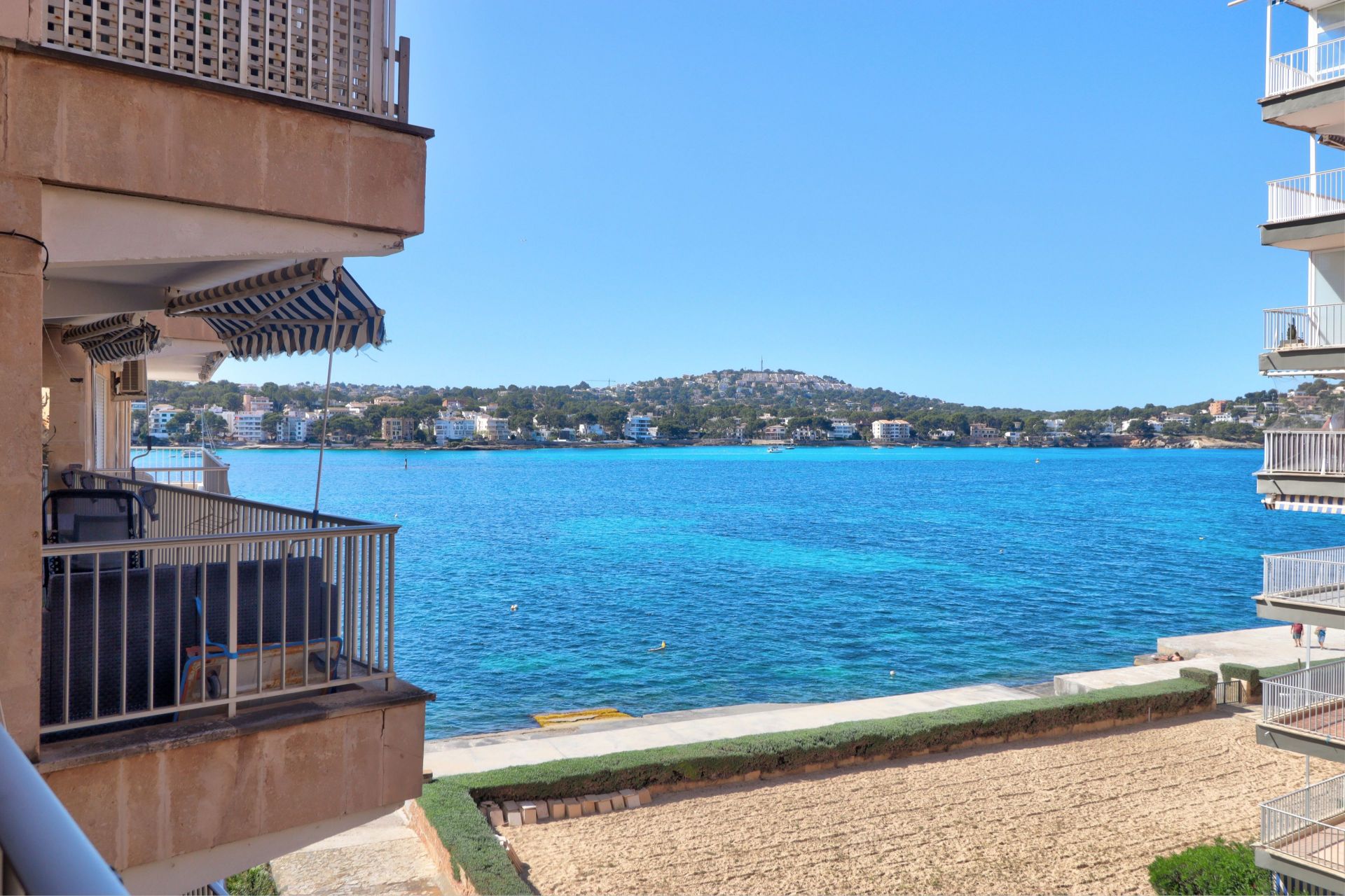 Apartment in Santa Ponsa - view 1