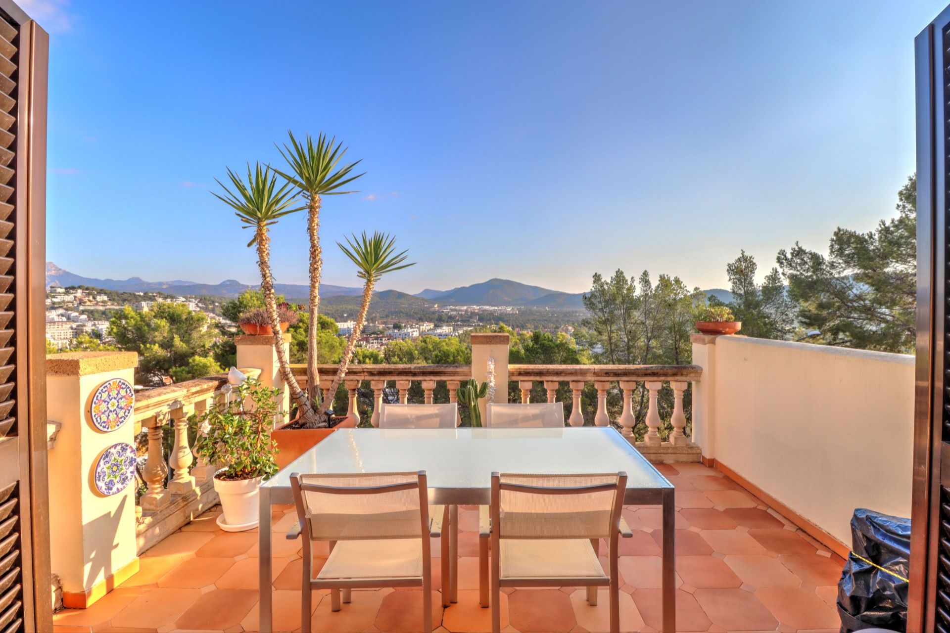 Apartment in Santa Ponsa - view 1