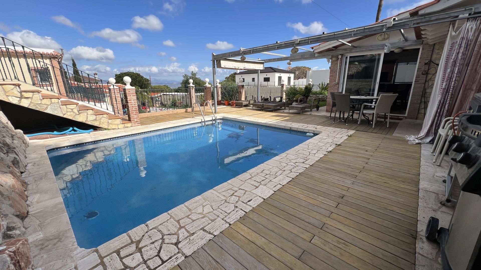 Villa in Malaga - view 1