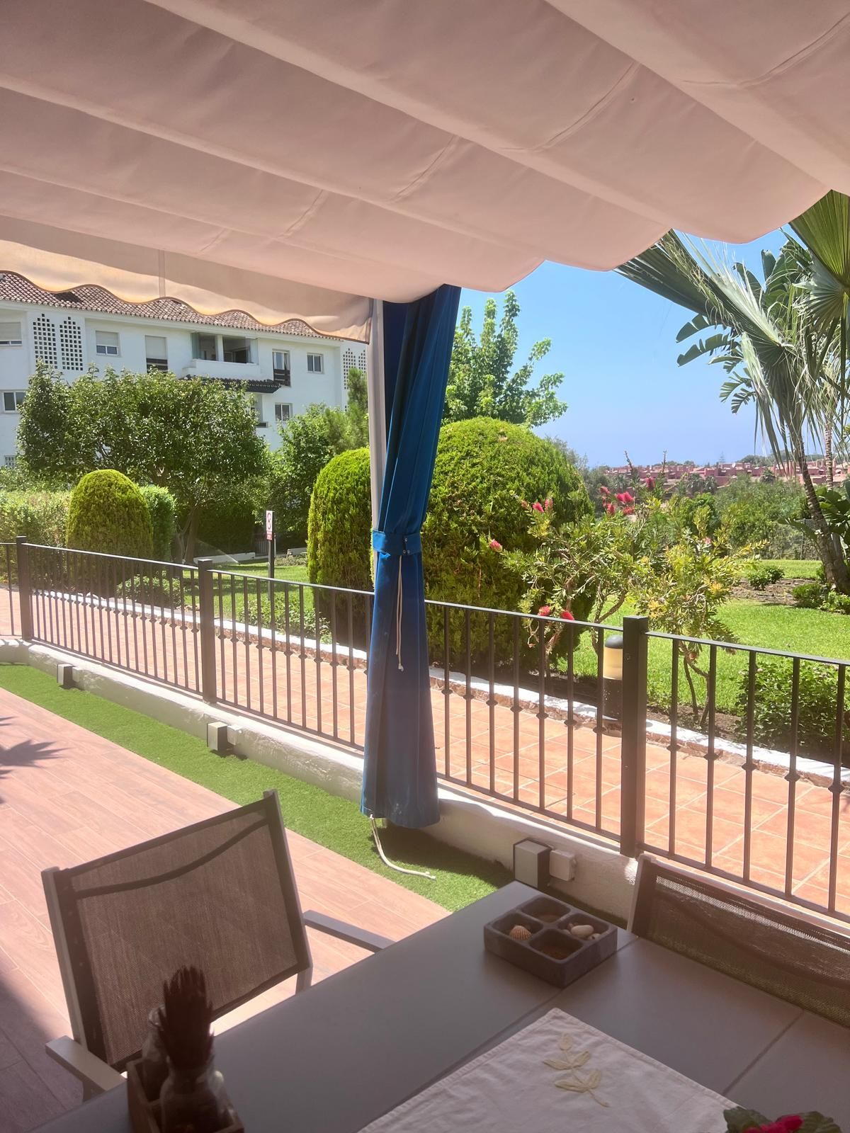 Apartment in Marbella Del Este - view 1