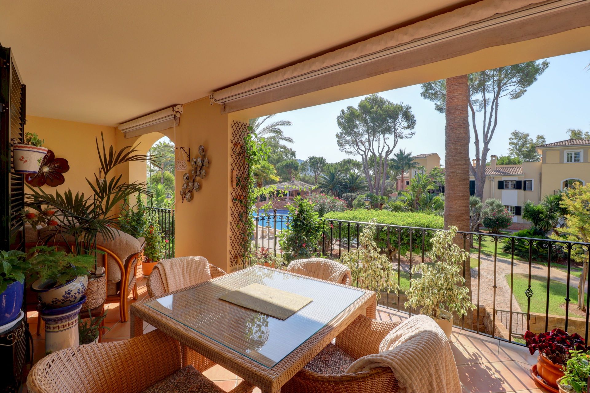 Apartment in Santa Ponsa - view 1