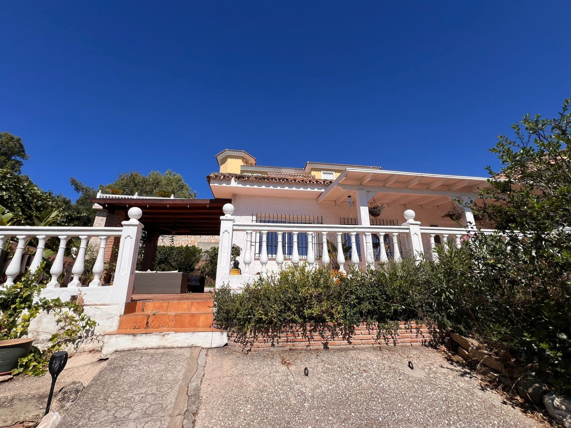 Villa in Malaga - view 1