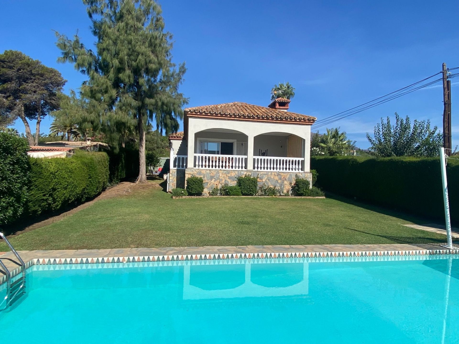 Villa in Casares de Arbas - view 1