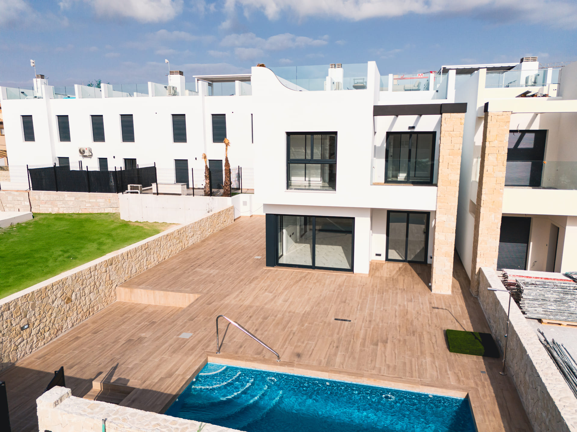 Penthouse in Alicante - view 1