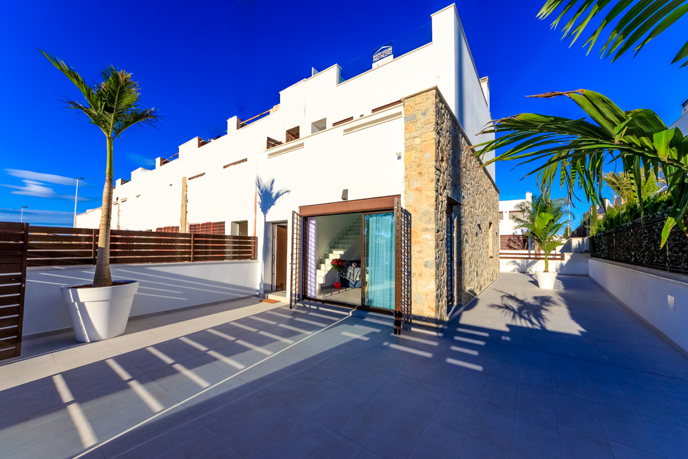 Penthouse in Alicante - view 1