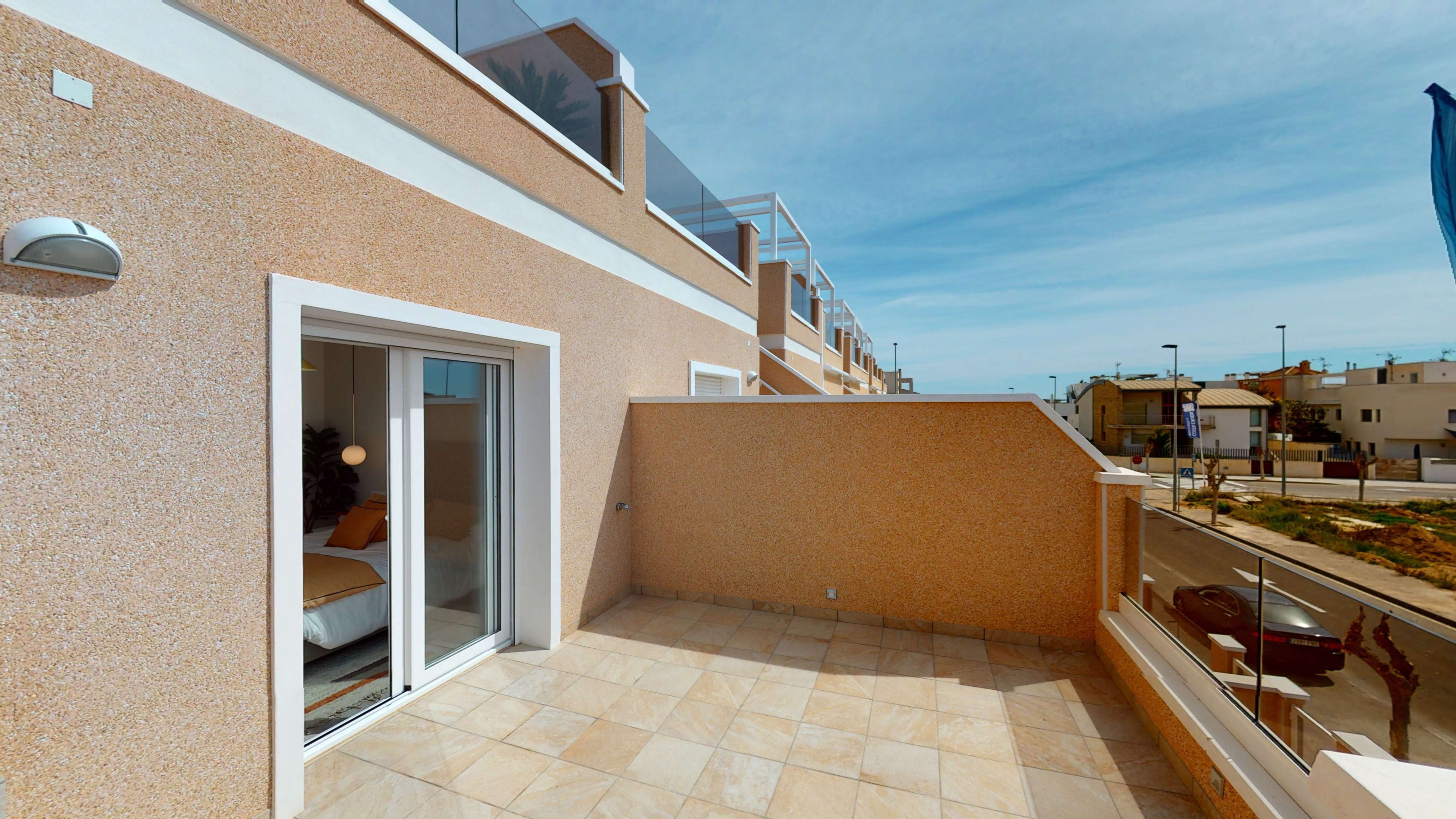 Villa in Alicante - view 1