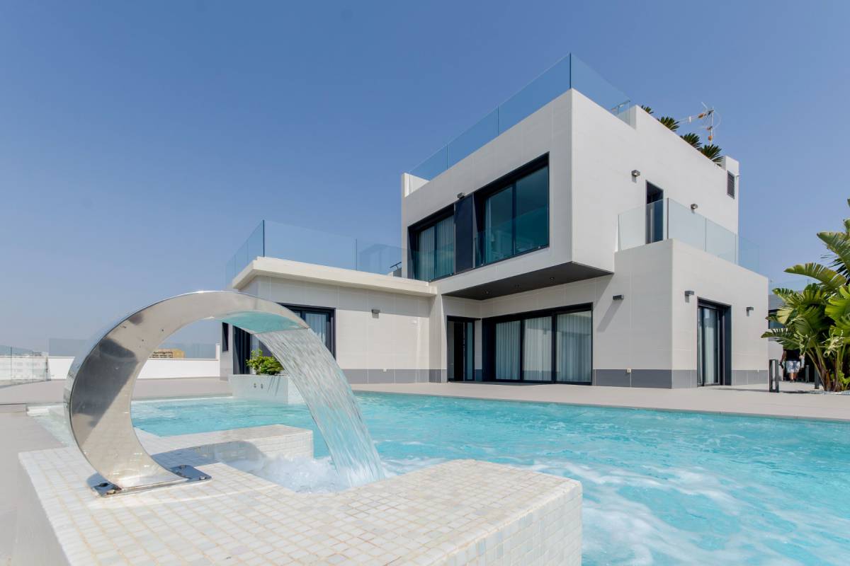 Villa in Urbanizacion los Balcones - view 1