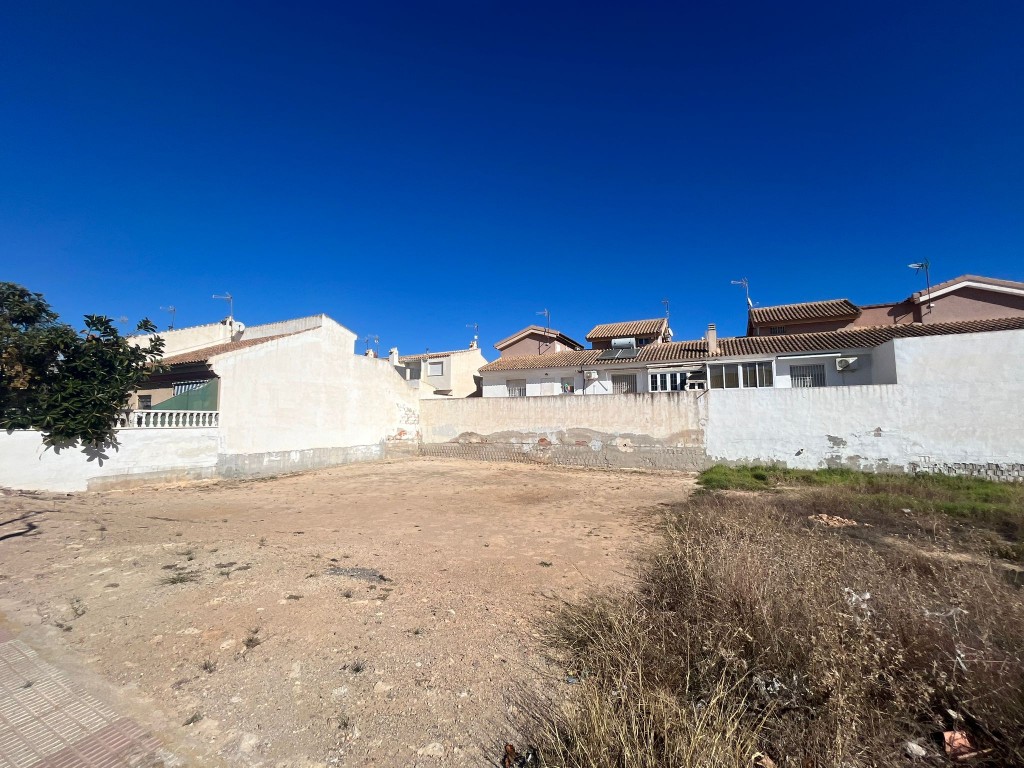 Land in Santa Cruz - view 1