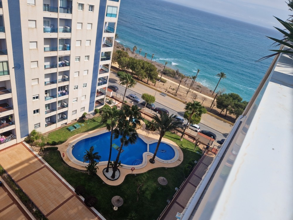 Apartment in Villajoyosa - view 1