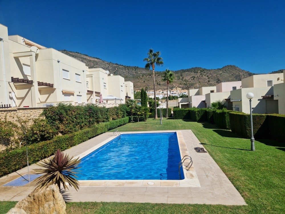 Villa in Alicante - view 1