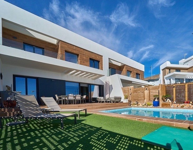 Villa in Sant Joan d'Alacant - view 1