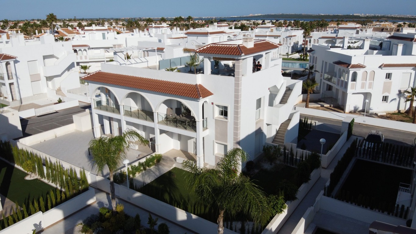 Penthouse in Rojales - view 1