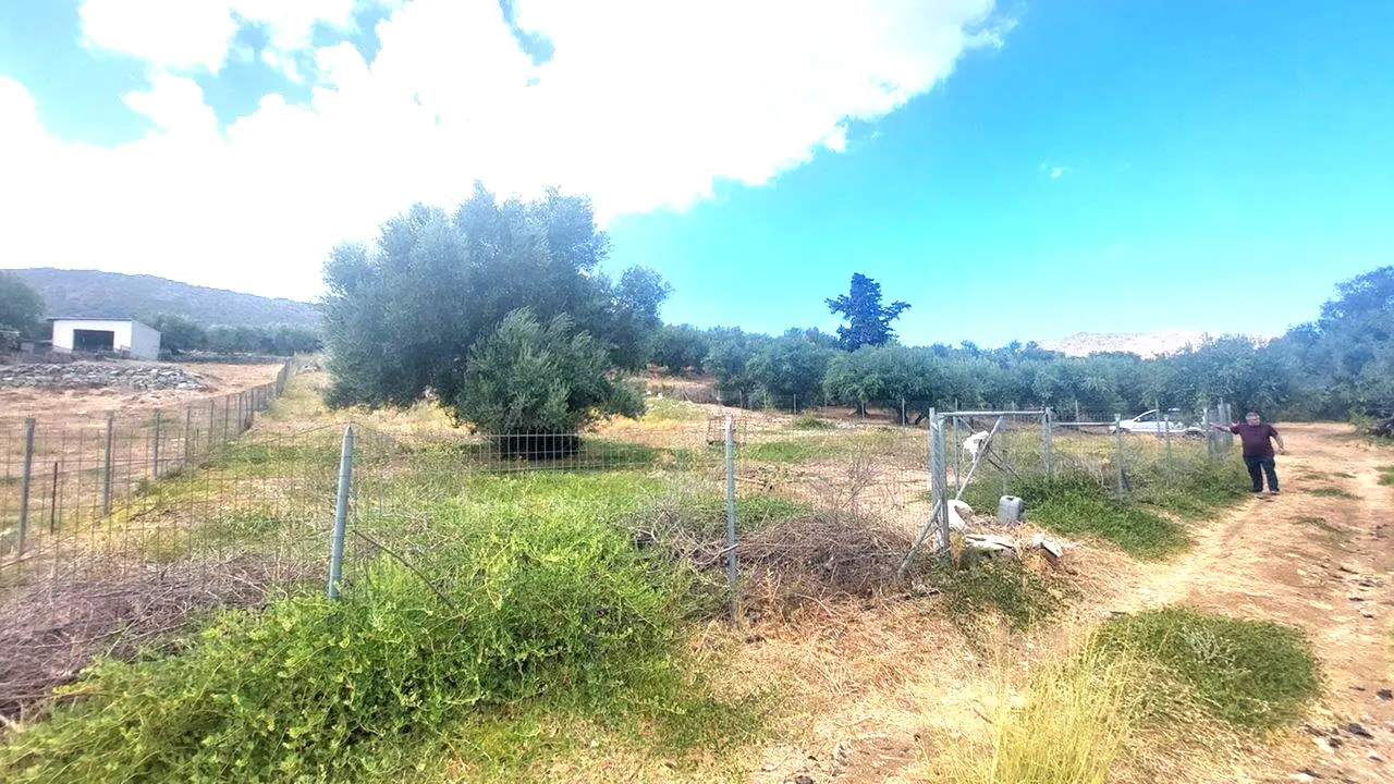 House in Stylos - view 1
