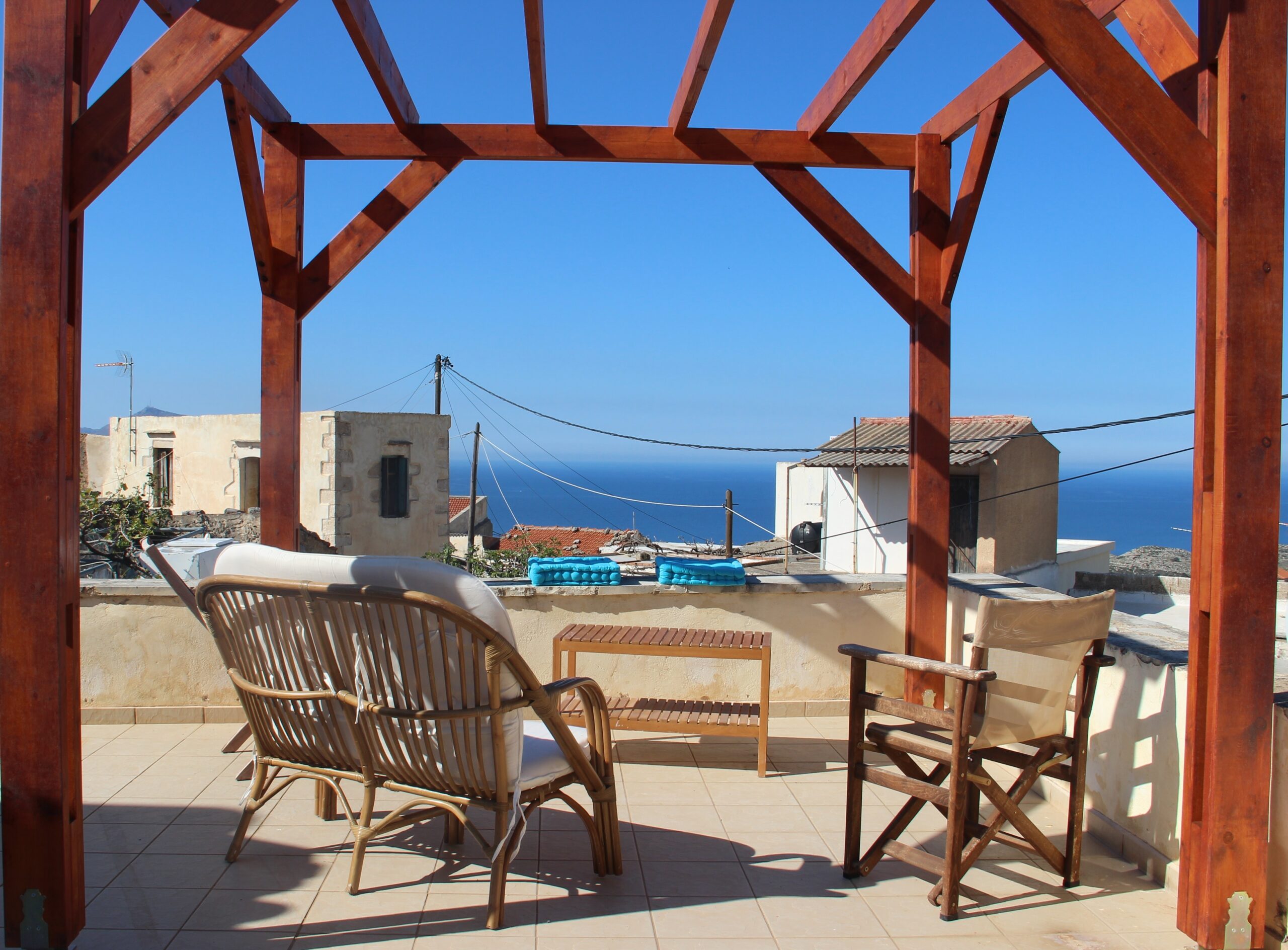House in Kokkino Chorio - view 1
