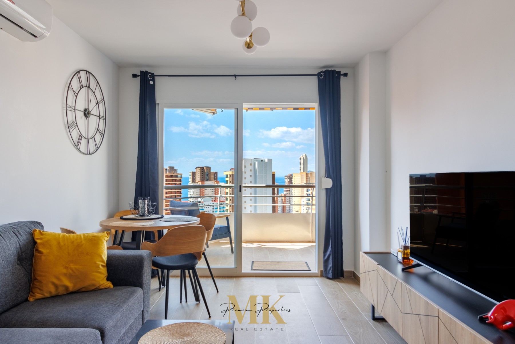 Apartment in Benidorm - view 1