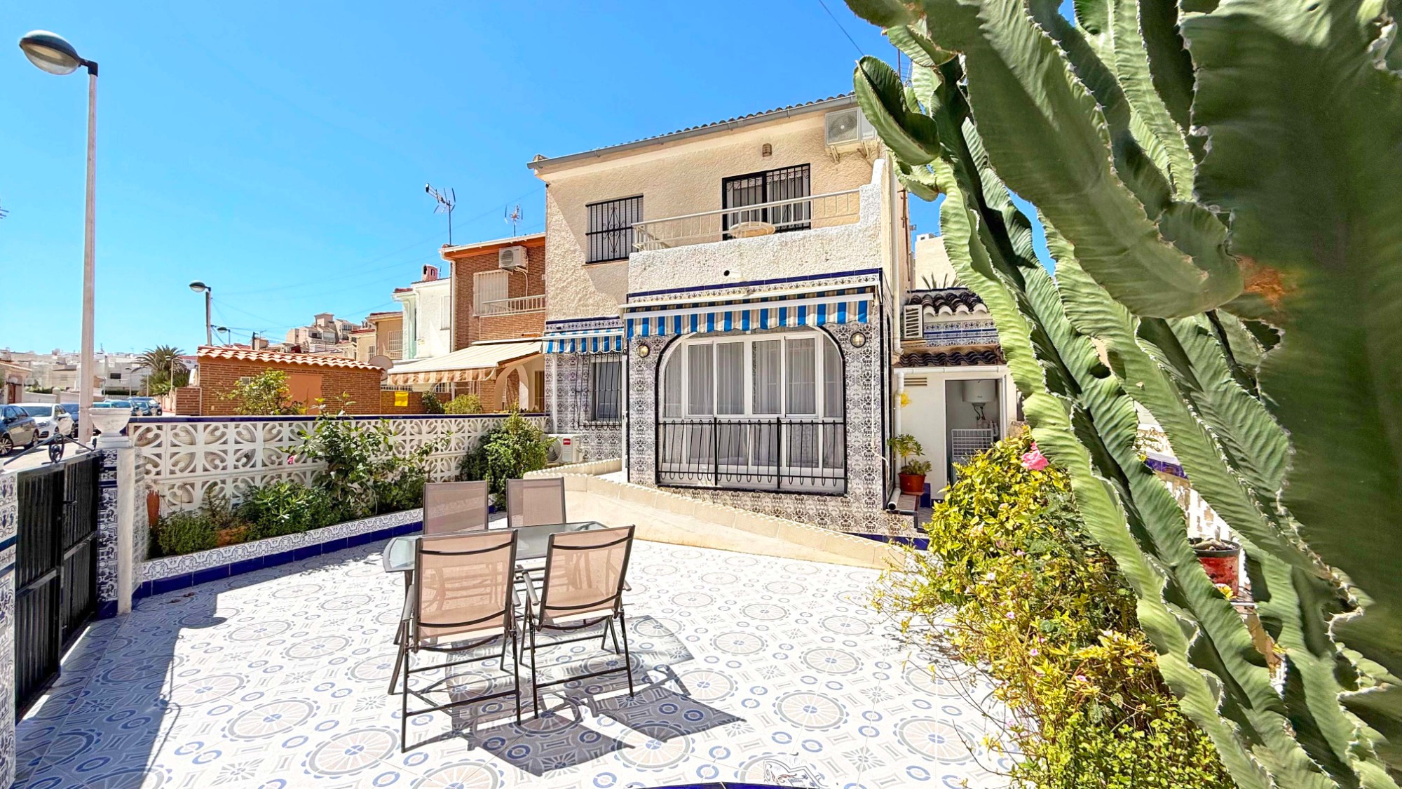 Apartment in Torrevieja - view 1