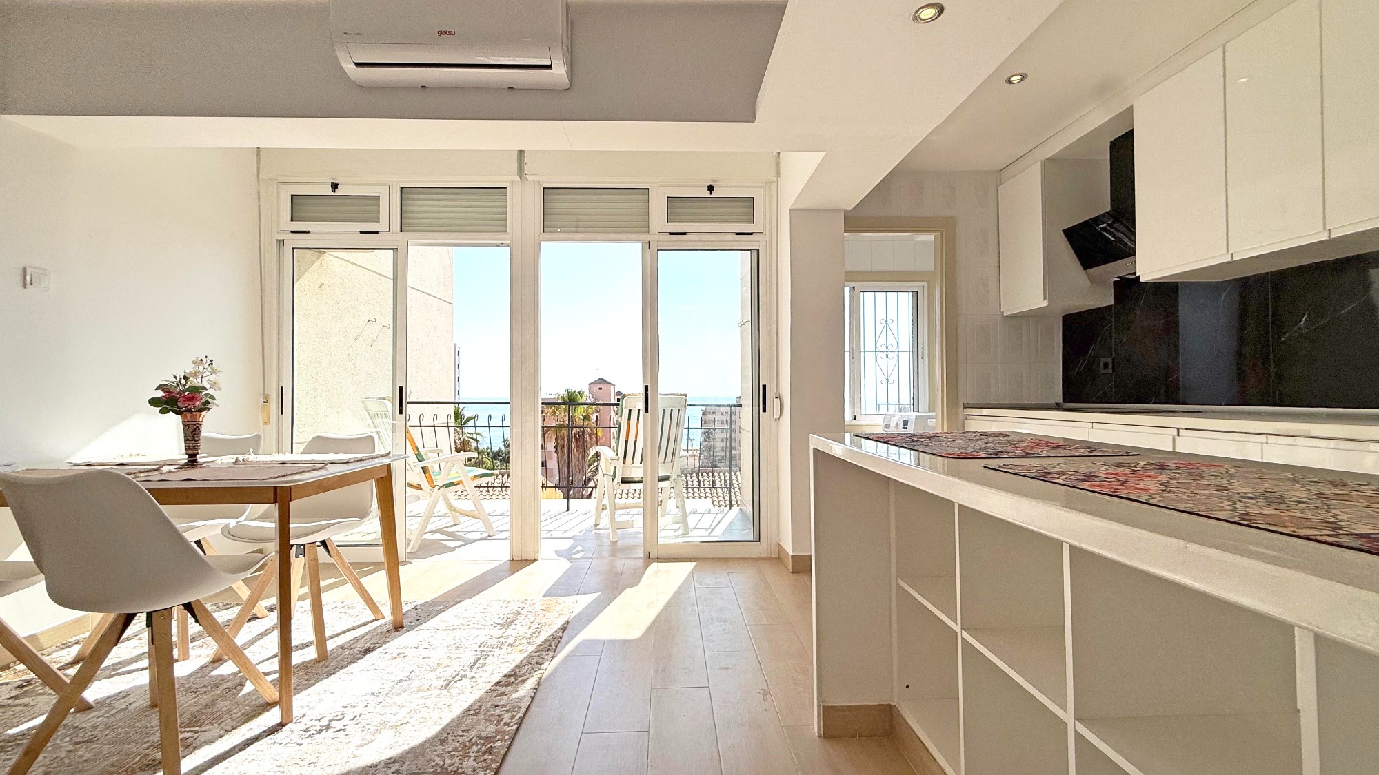 Apartment in Alicante - view 1