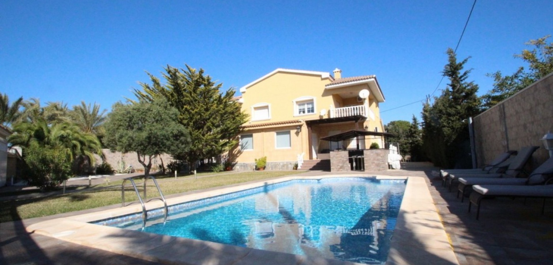 House in Cabo Roig - view 1