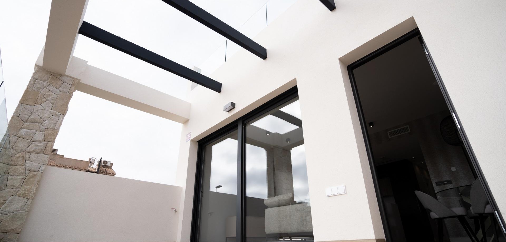 House in Villamartin - view 1