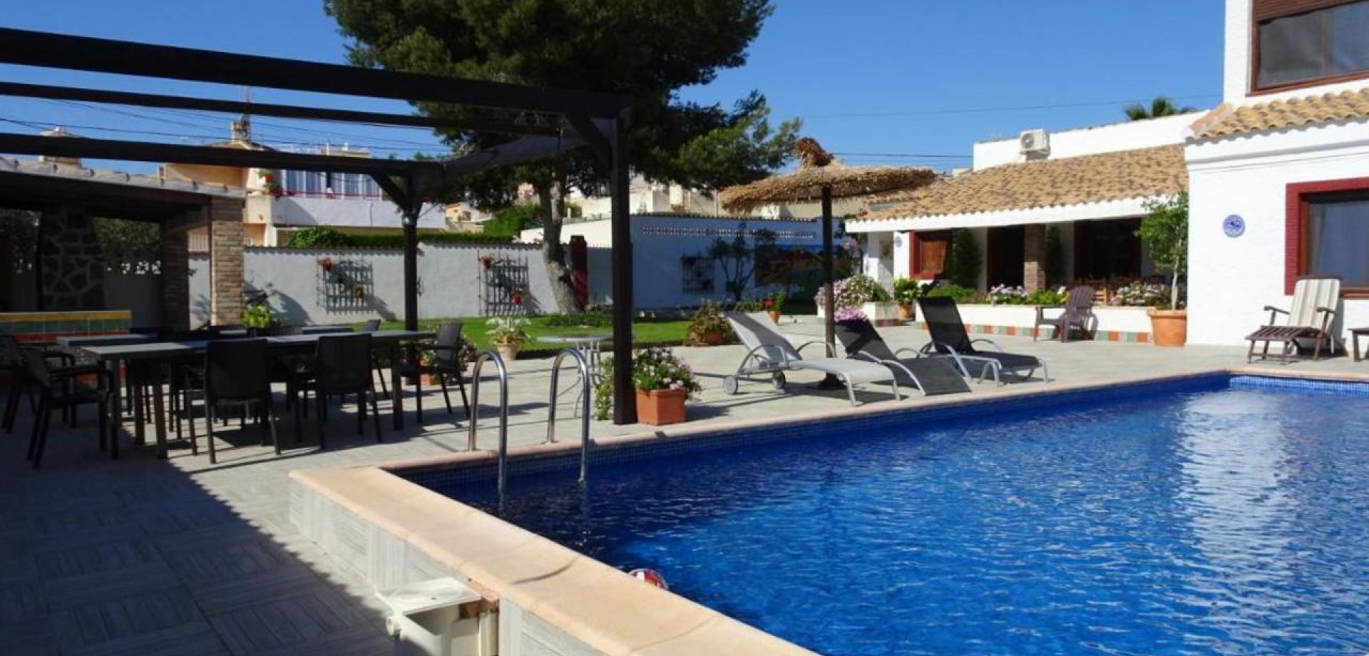 House in Urbanizacion los Balcones - view 1