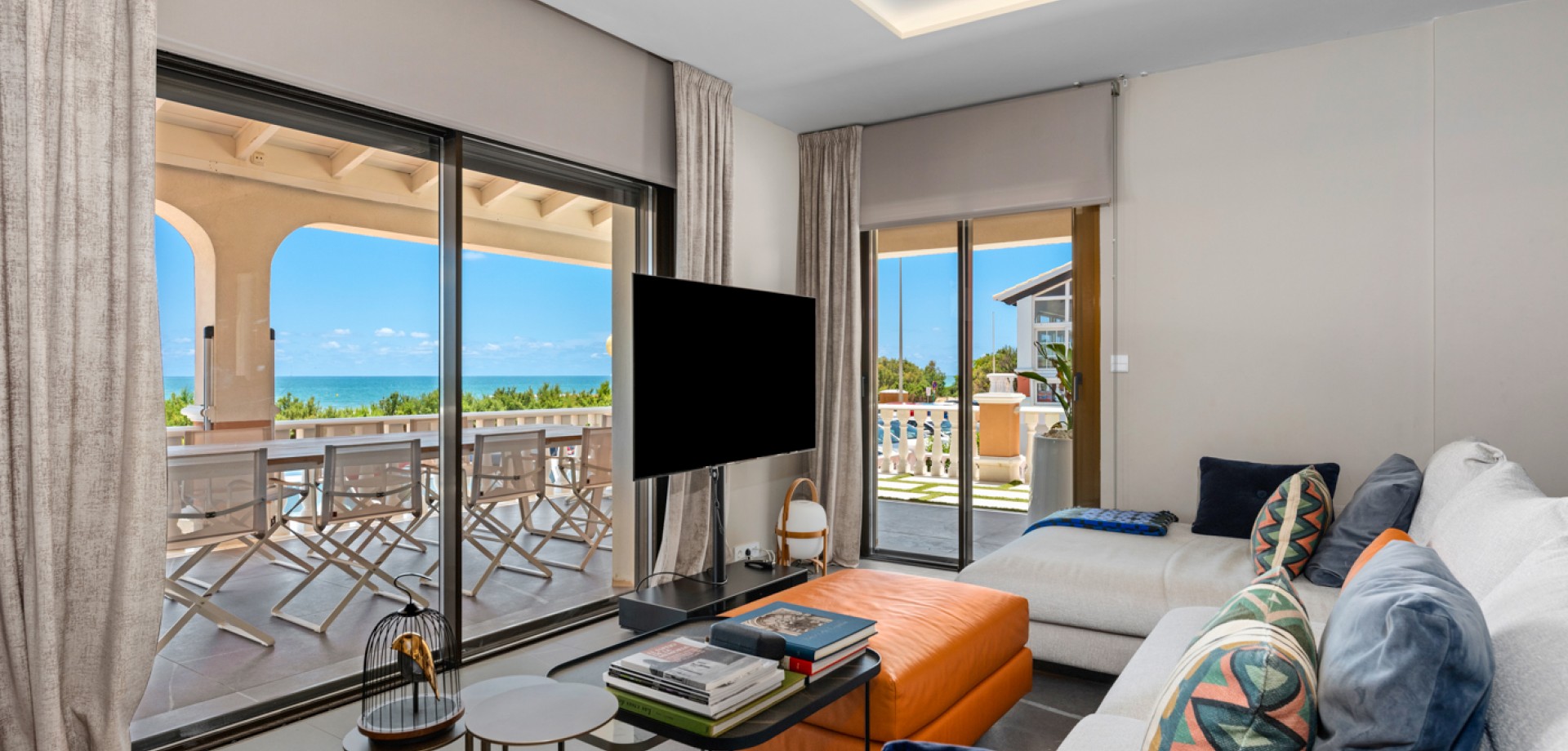 House in Guardamar del Segura - view 1