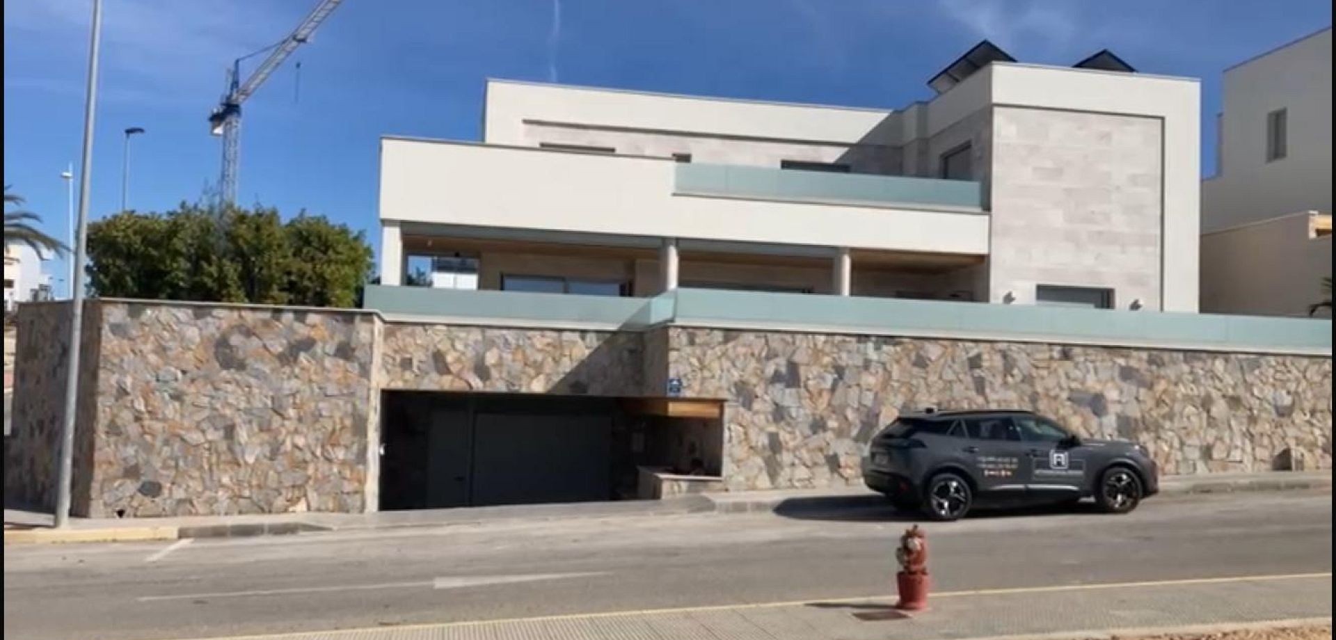 House in Benijofar - view 1