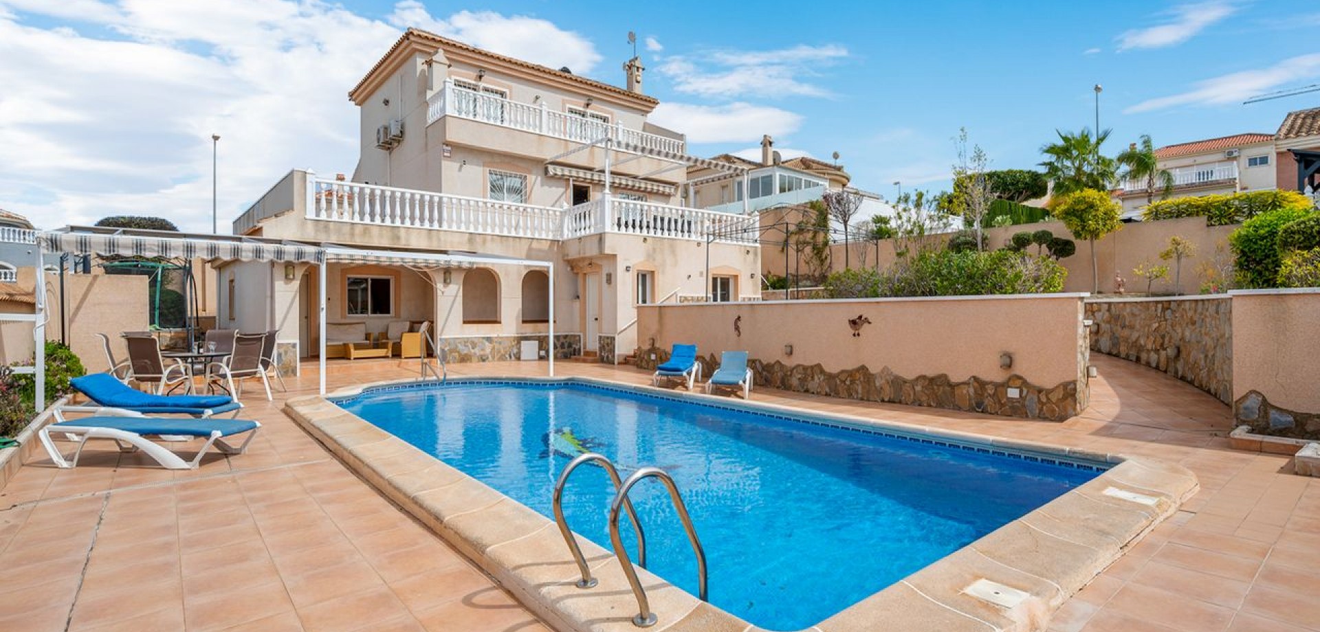 House in Rojales - view 1