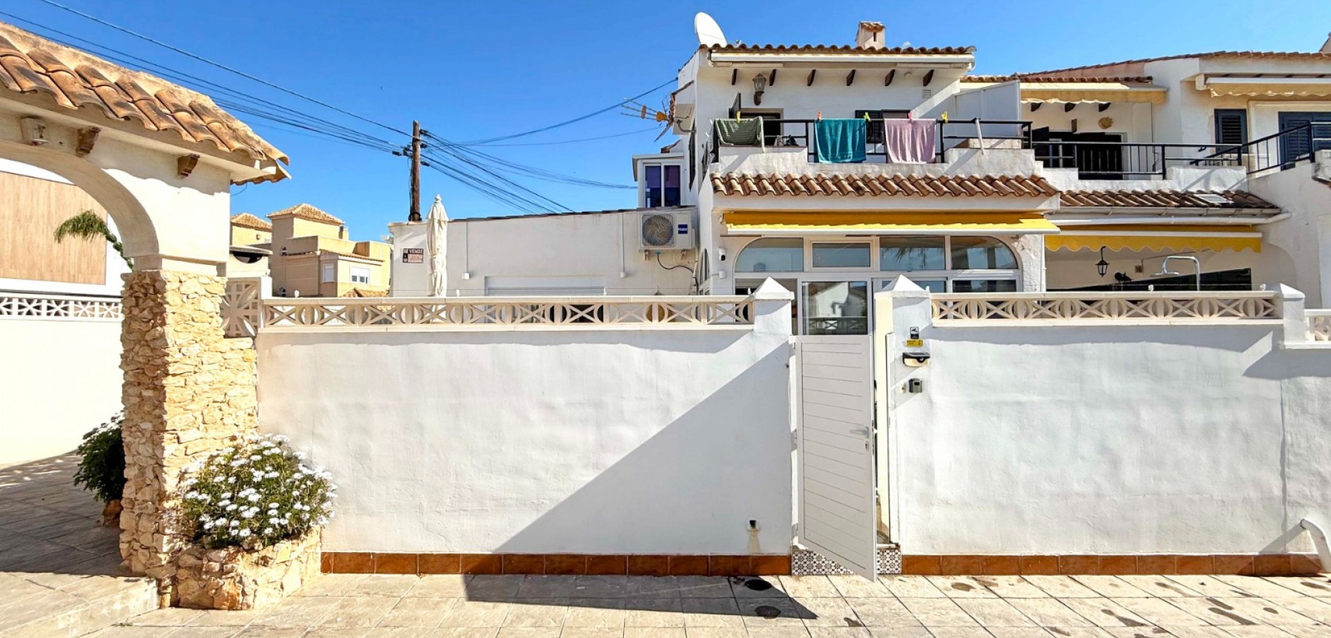 House in Alicante - view 1