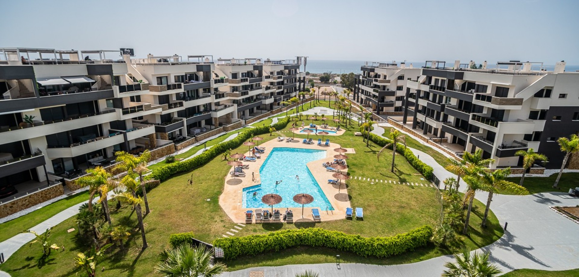 Apartment in Punta Prima - view 1