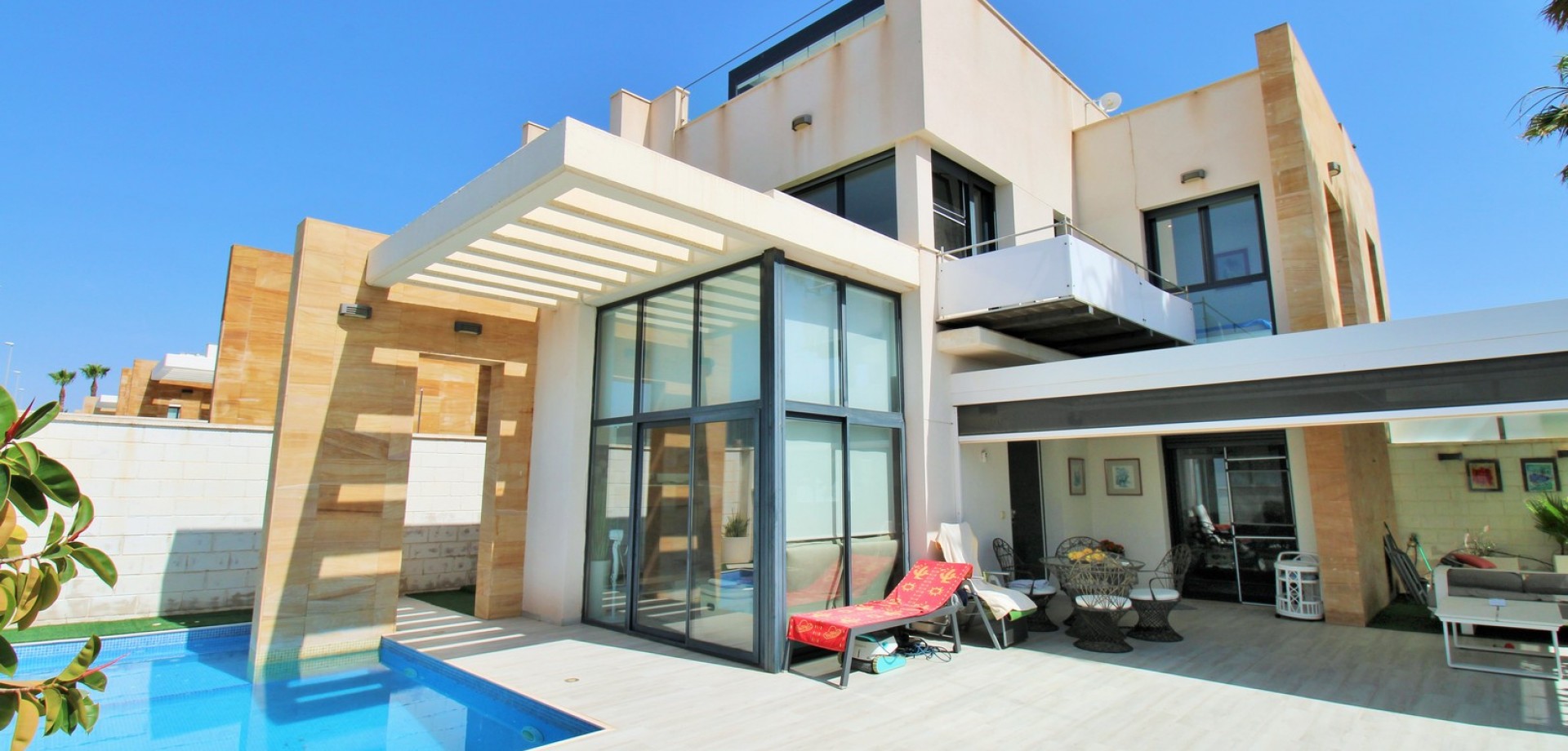 House in Dehesa de Campoamor - view 1
