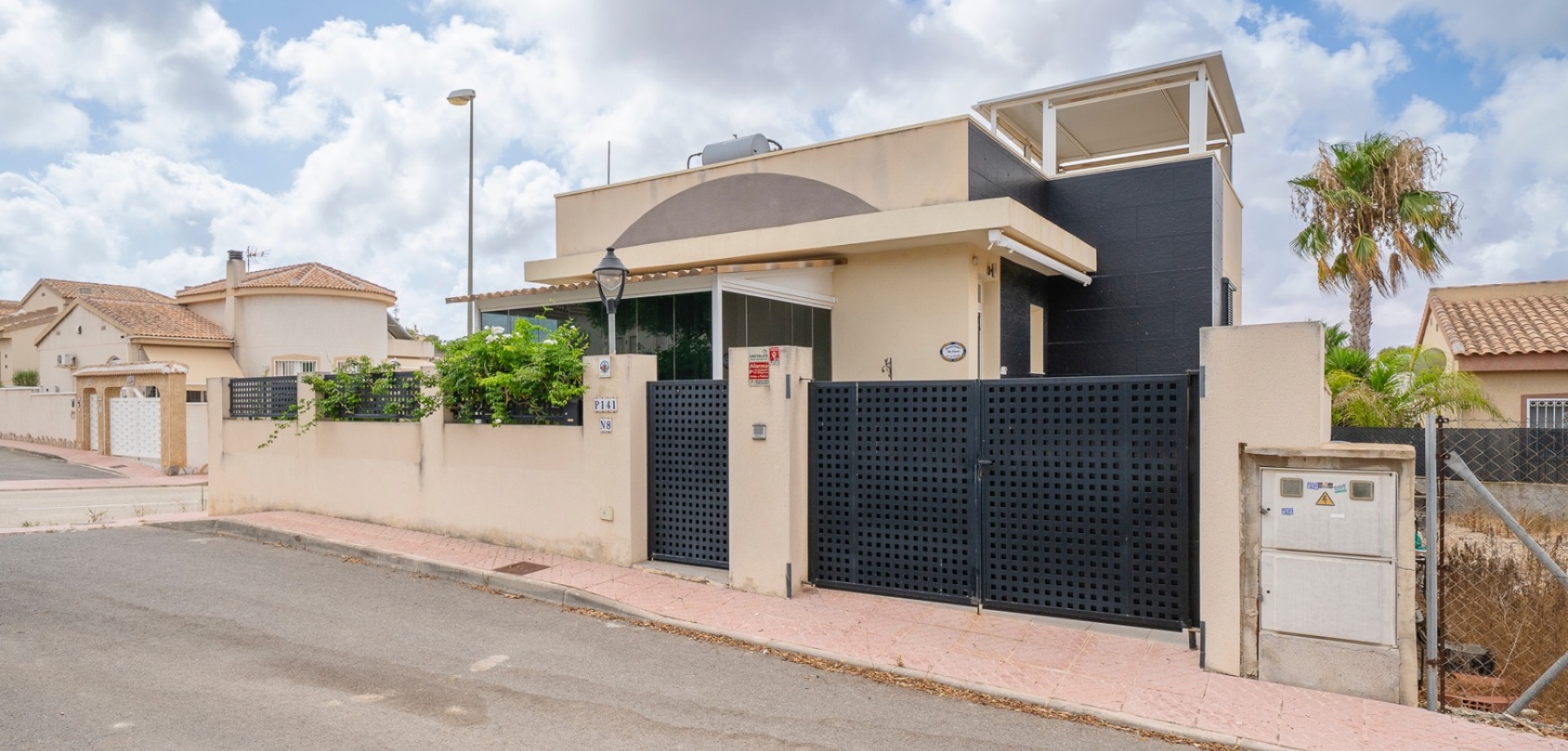 House in Rojales - view 1
