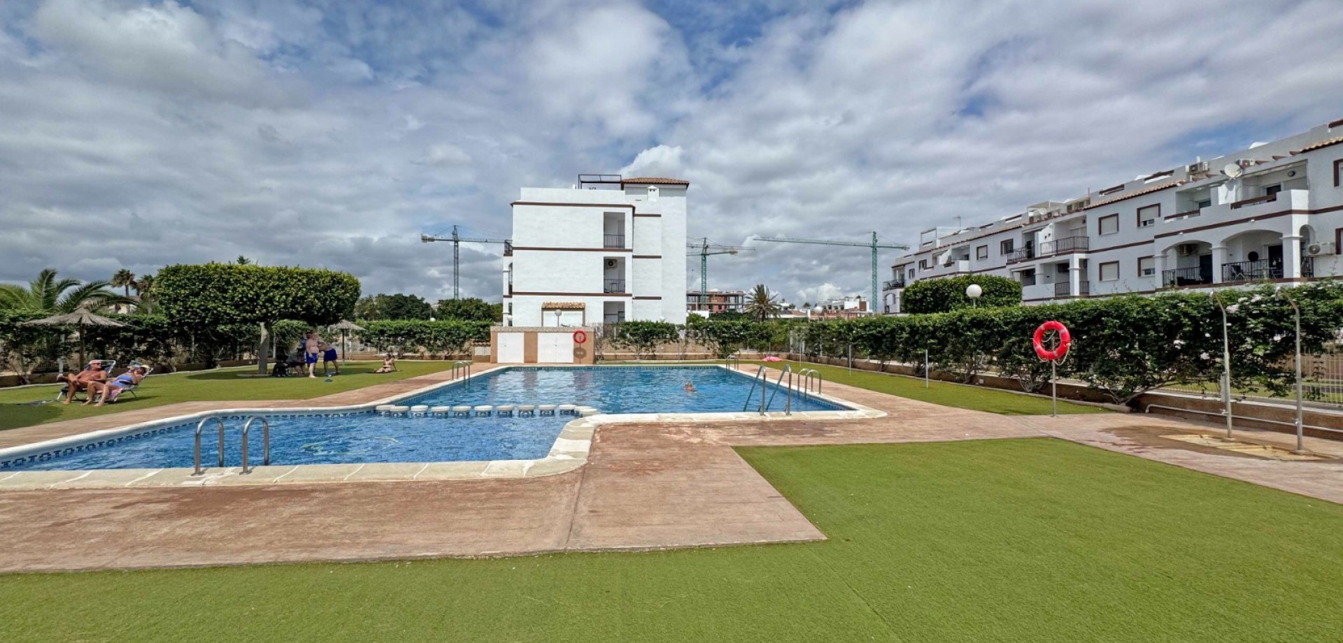 Apartment in Urbanizacion los Balcones - view 1