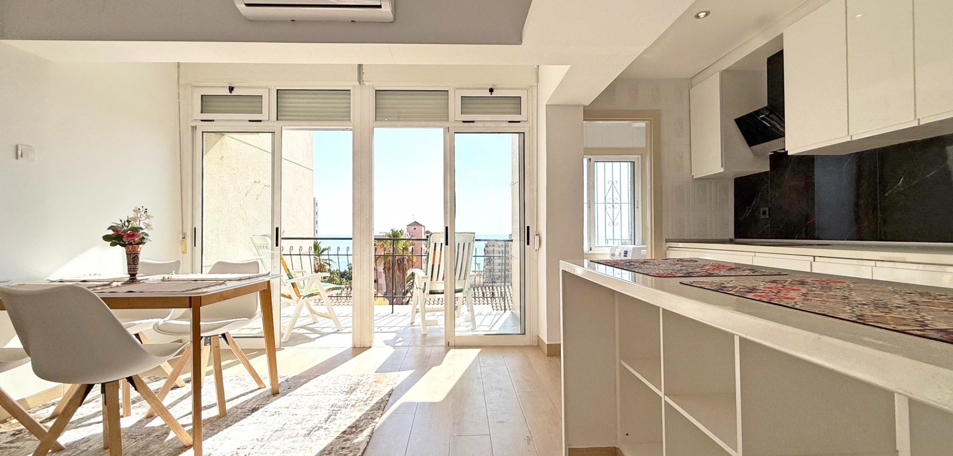 Apartment in Alicante - view 1