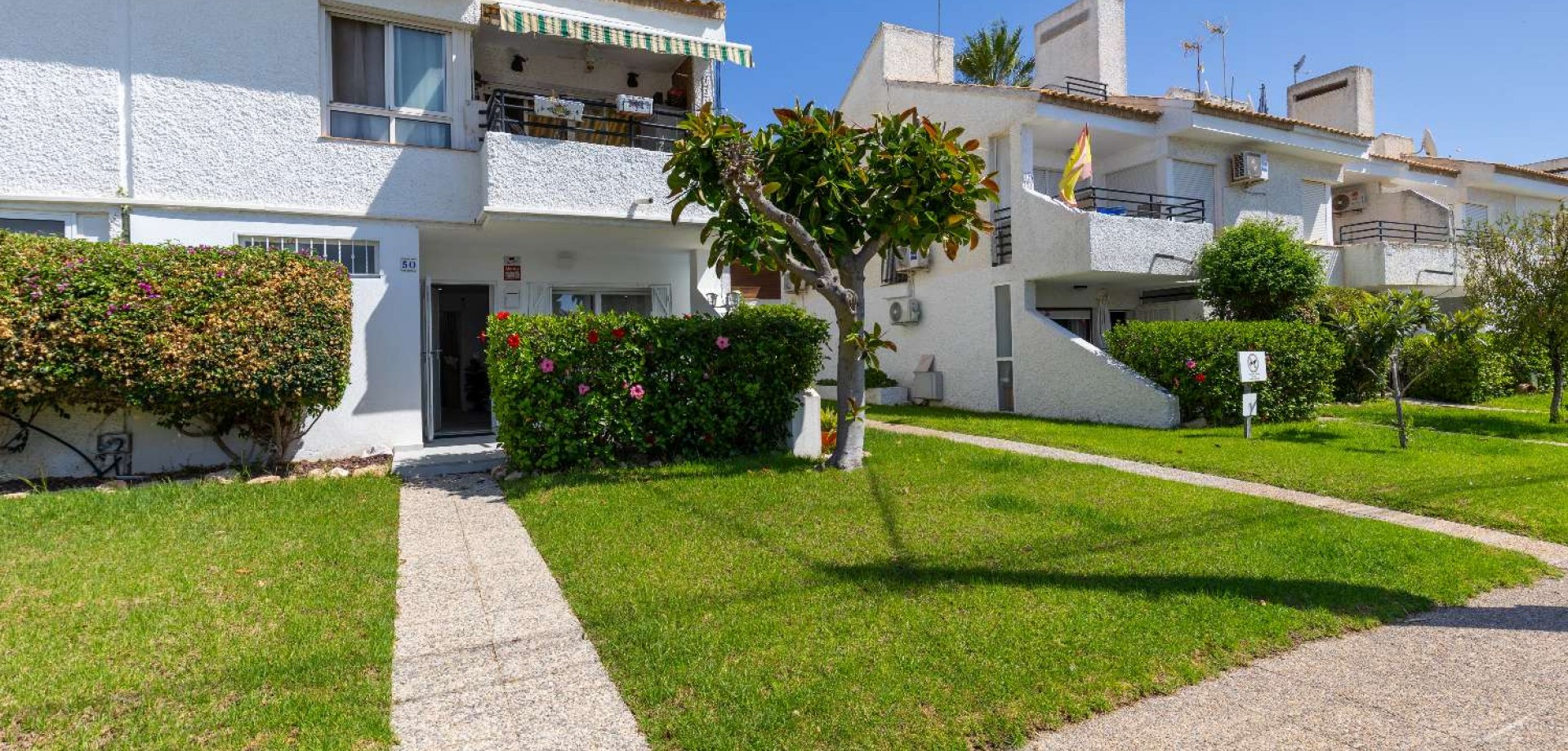 House in Urbanizacion los Balcones - view 1