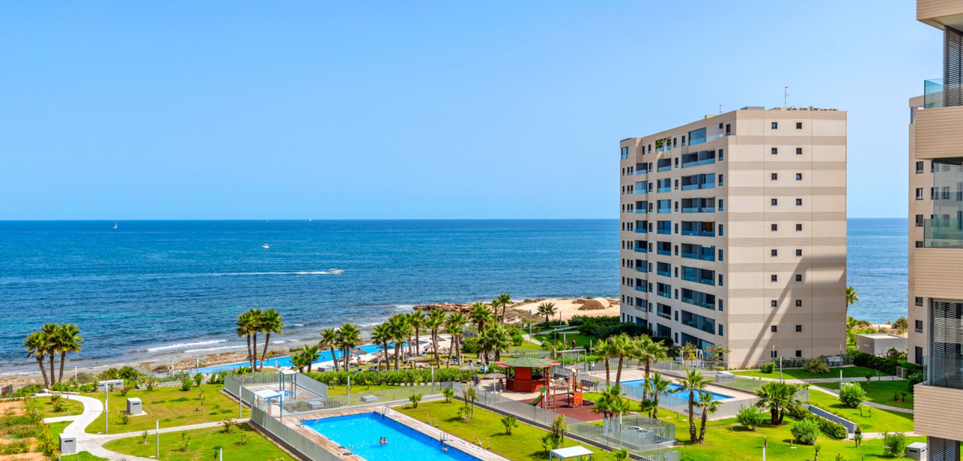 Apartment in Punta Prima - view 1