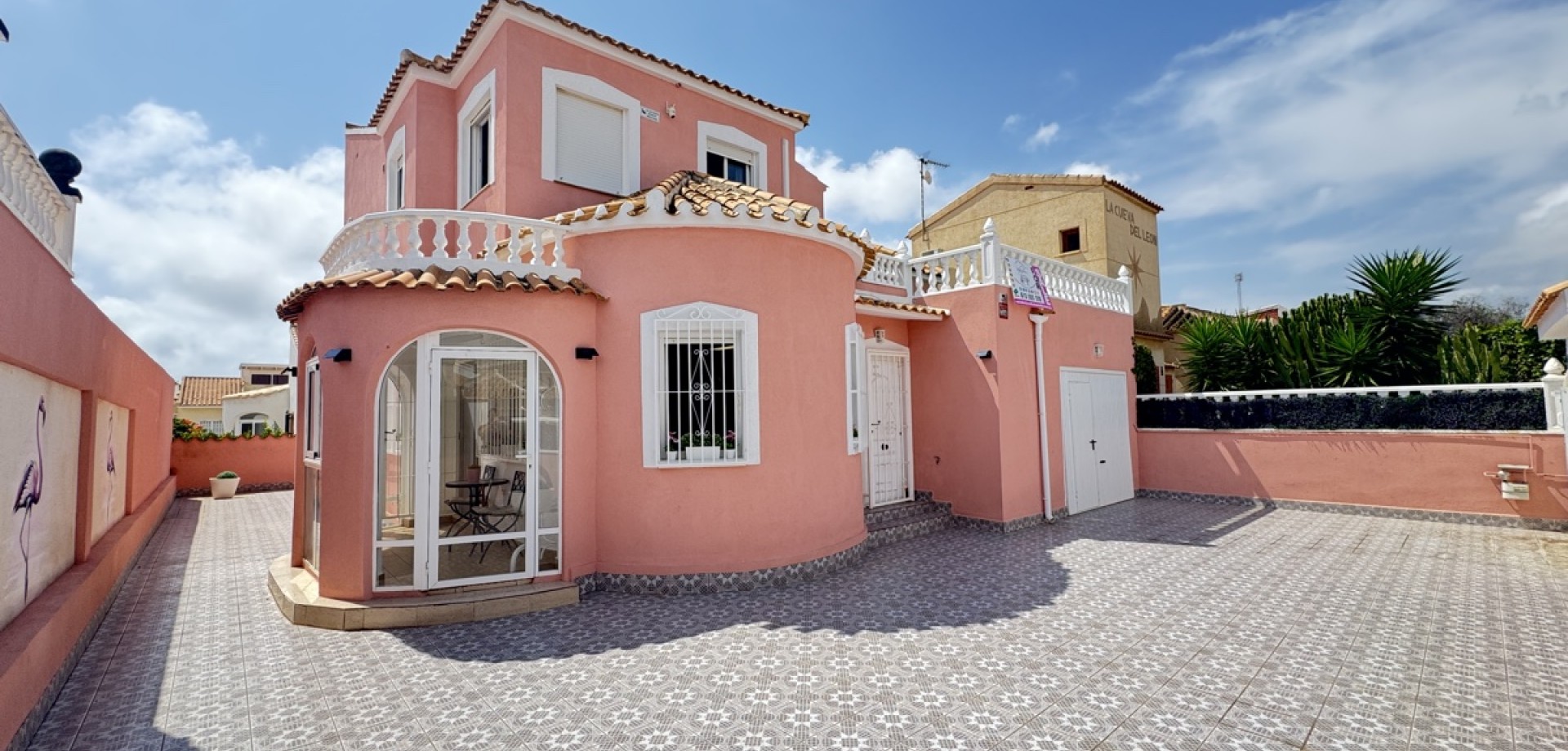 House in Urbanizacion los Balcones - view 1