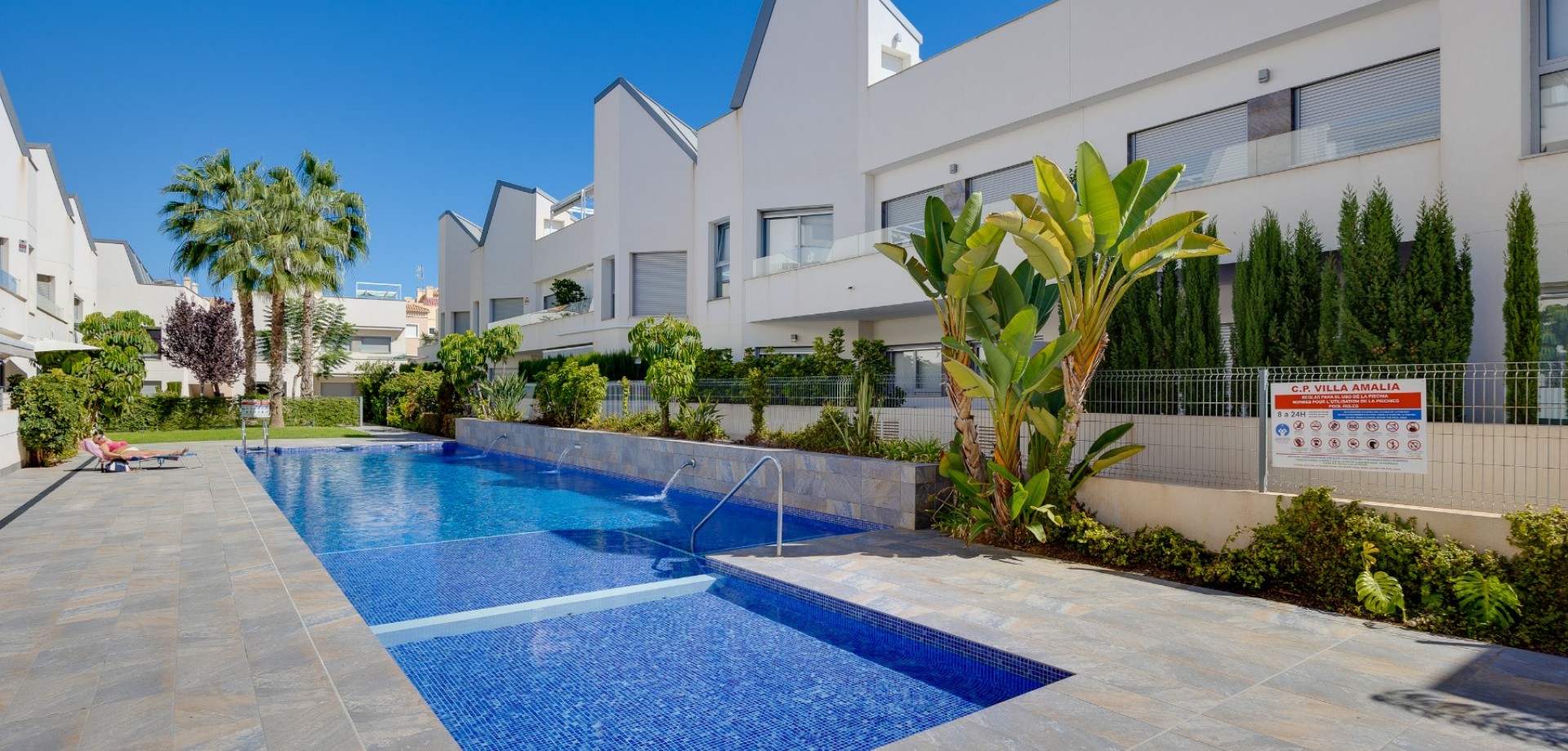 Apartment in Torrevieja - view 1