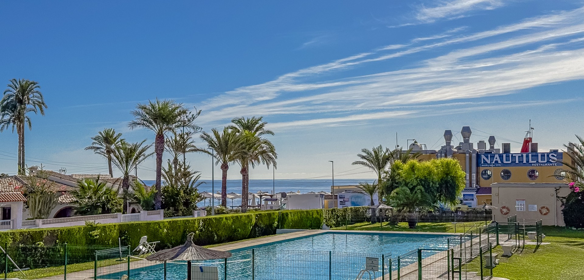 Apartment in Residencia los Altos - view 1