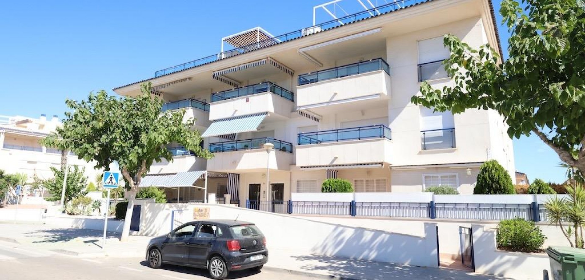 Apartment in Cabo Roig - view 1