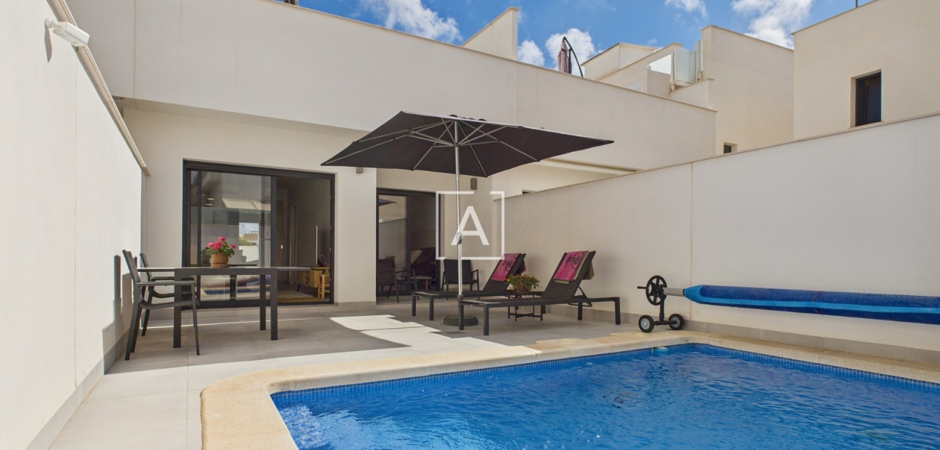 House in Pilar de la Horadada - view 1