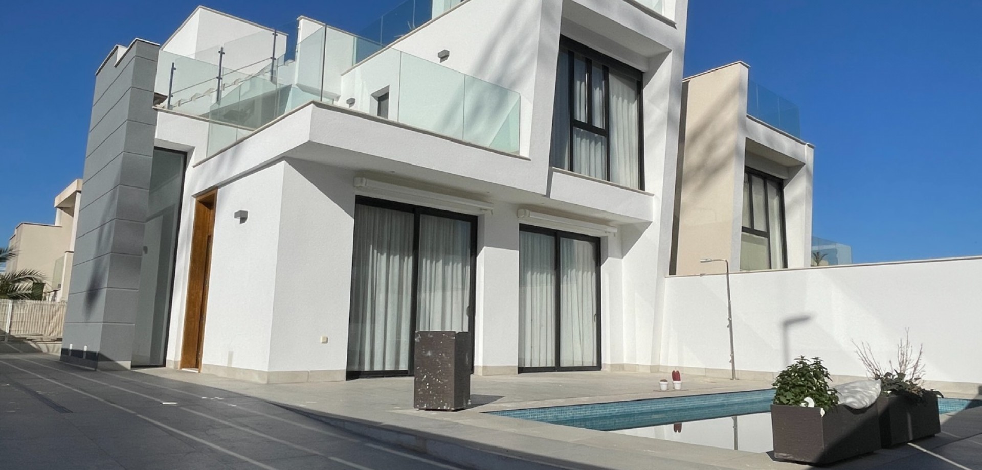 House in Benijofar - view 1