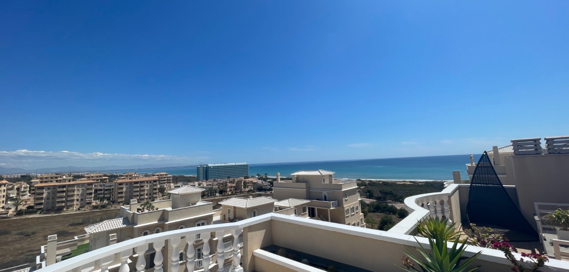 Apartment in Guardamar del Segura - view 1