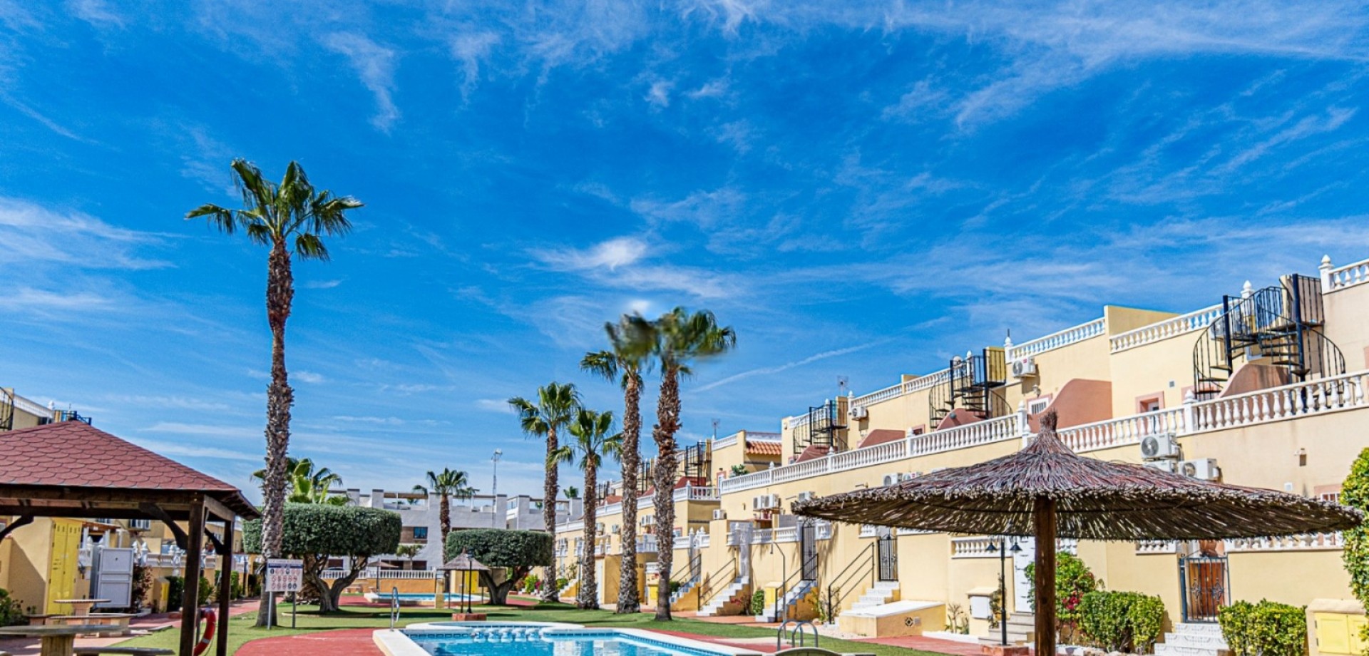Apartment in Dehesa de Campoamor - view 1