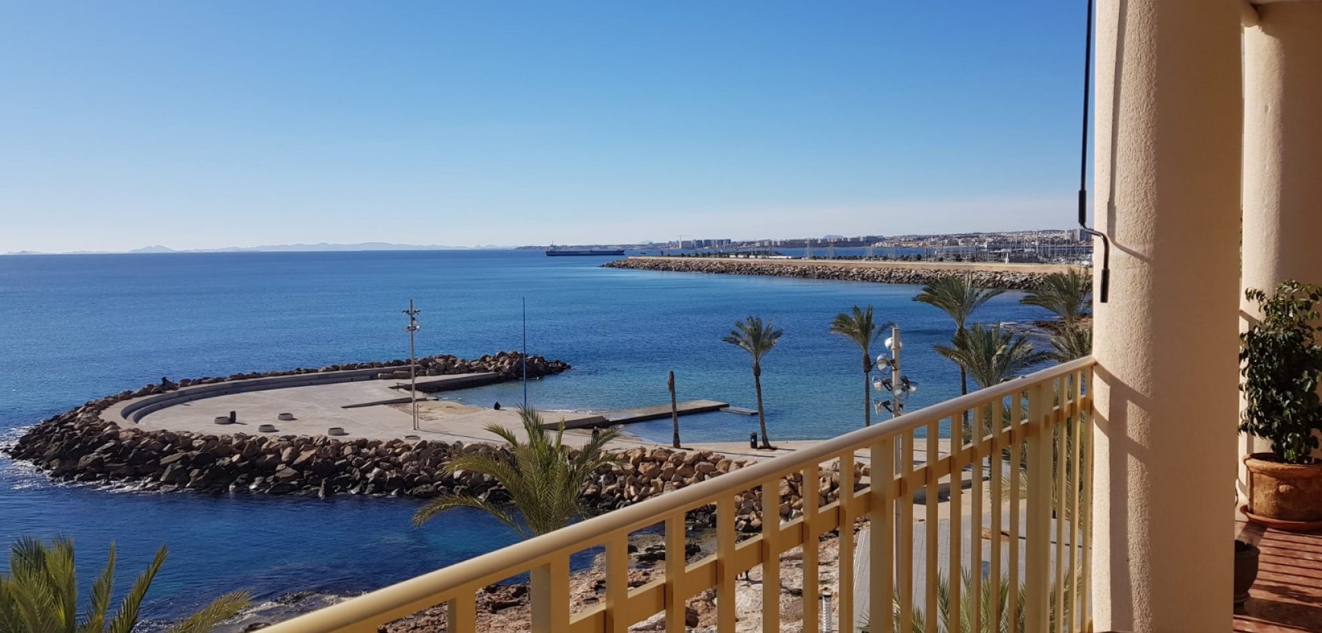 Apartment in Torrevieja - view 1