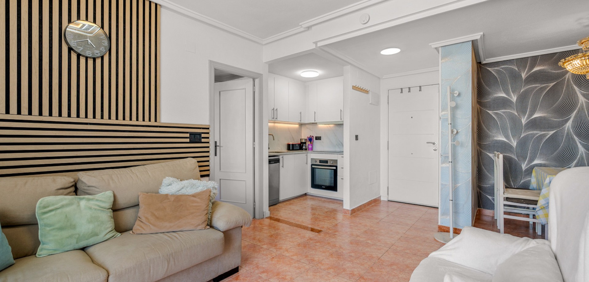 Apartment in Torrevieja - view 1