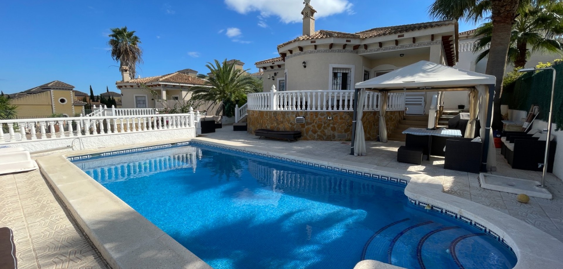 House in Bigastro - view 1